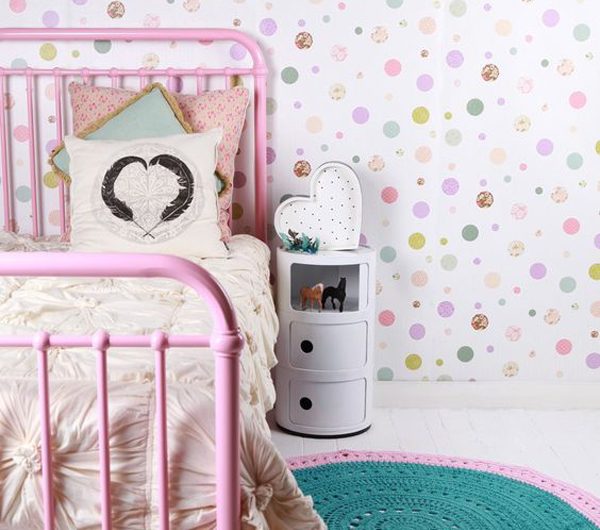 20 Adorable Kids Bedroom Design With Polka Dot Print