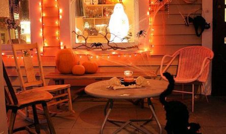 vintage-halloween-terrace-lighting