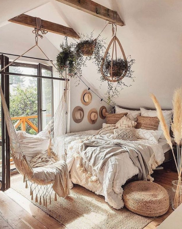 boho-farmhouse-bedroom-with-hammock