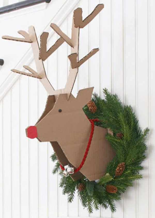cardboard-christmas-deer-head-in-front-door