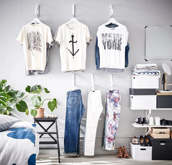 cool-open-wardrobe-display-for-teen-bedroom