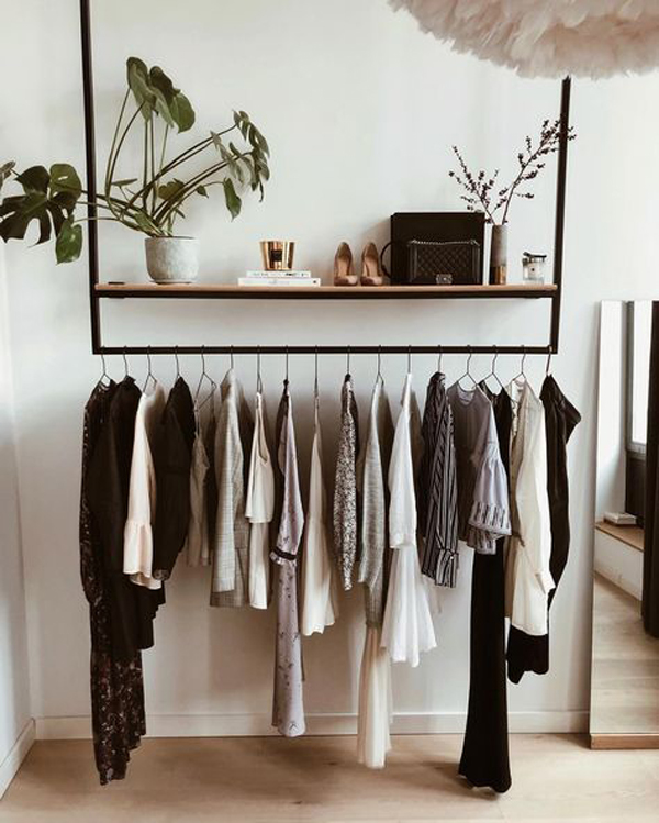 hang-open-wardrobe-with-shelf
