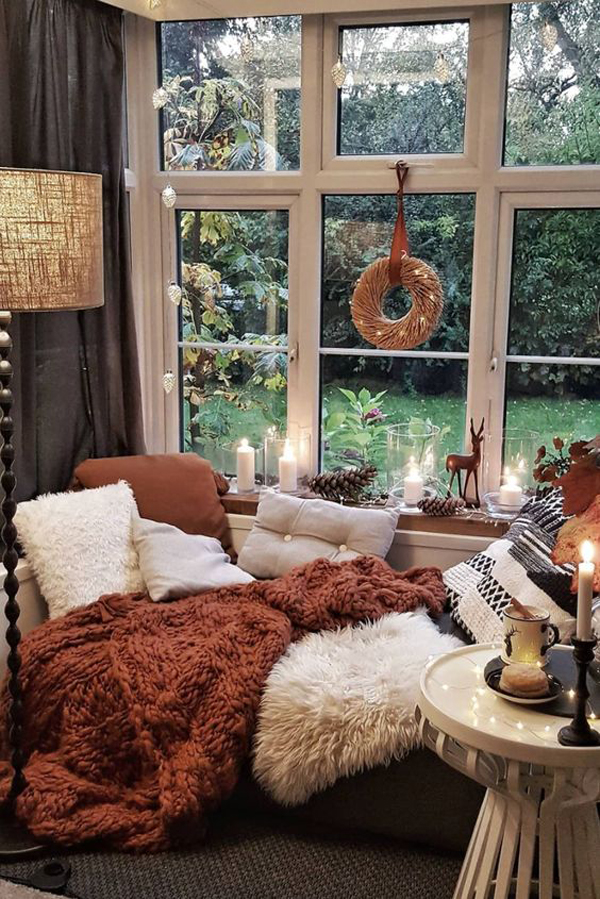 warm-and-cozy-window-seating-ideas-for-holiday