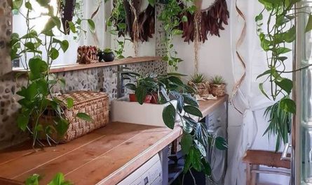 jungle-laundry-room-style