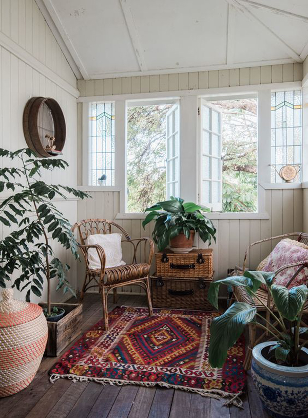 warm-and-cozy-bohemian-sunroom-design