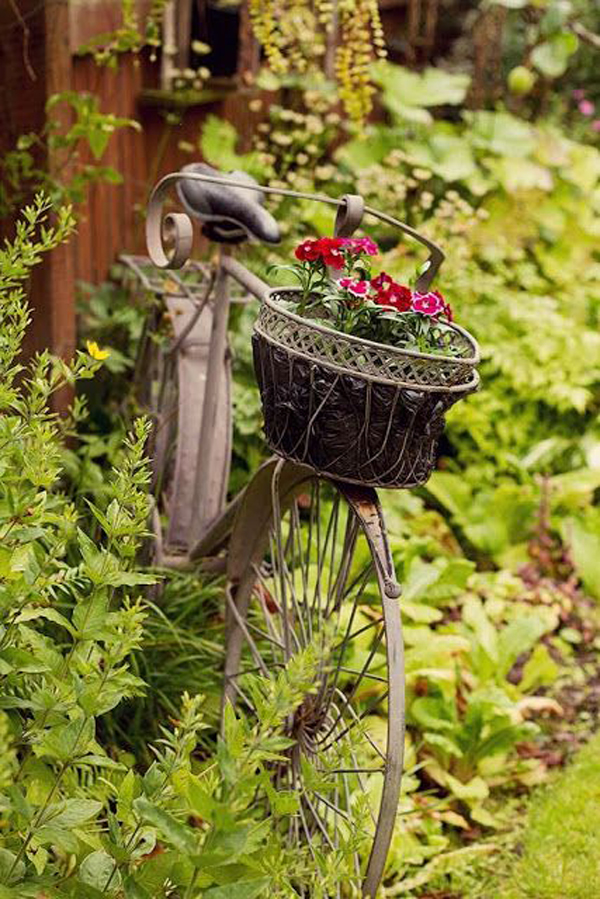 beautiful-bicycle-garden-ideas
