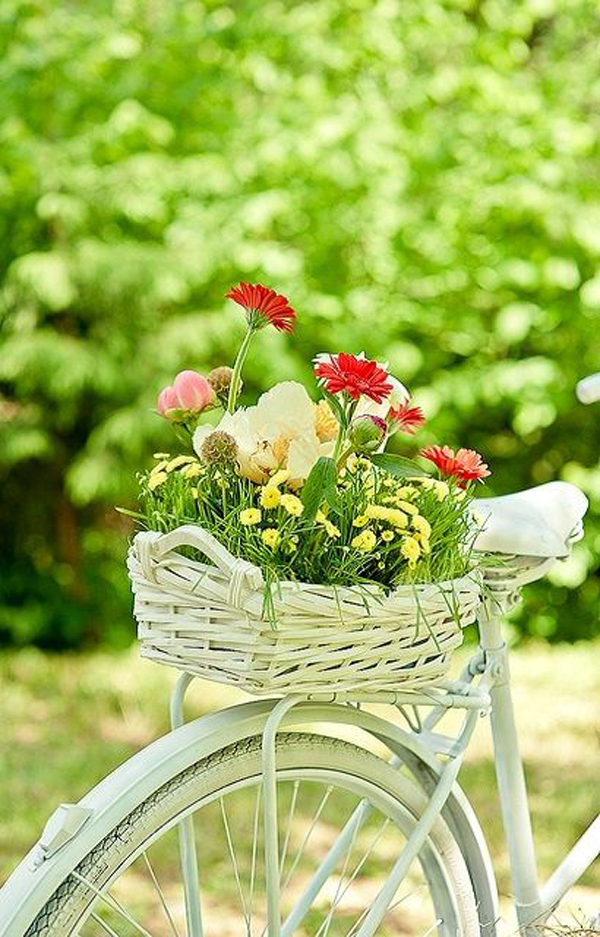 romantic-diy-bicycle-floral-ideas-for-wedding