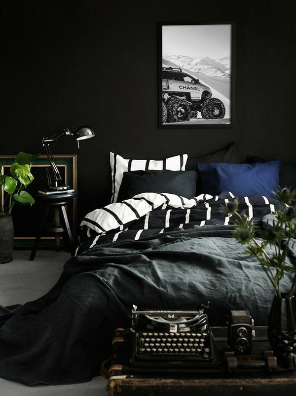 masculine-black-bedroom-design