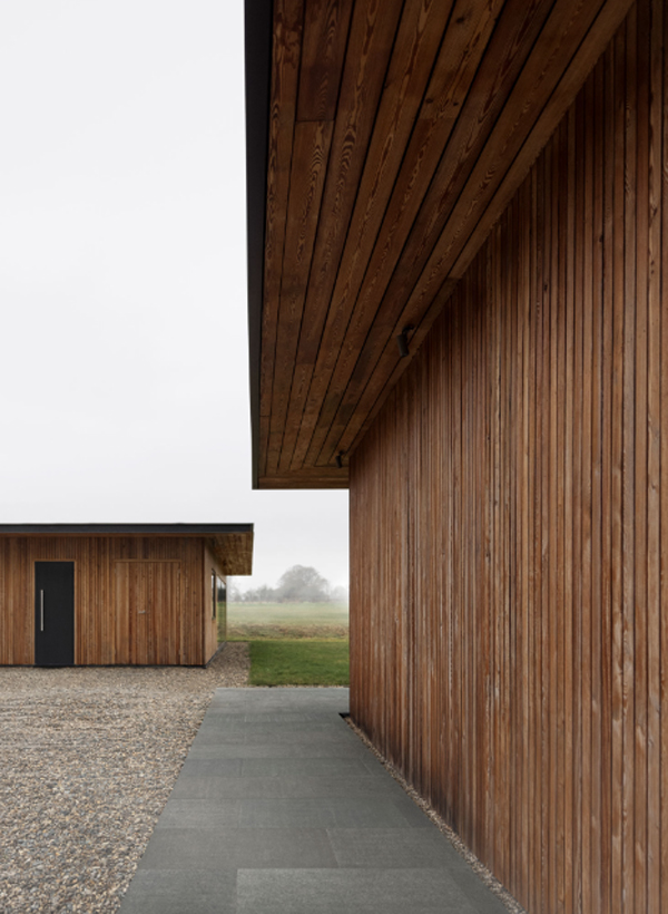 wood-timber-wall-for-pavilion-house