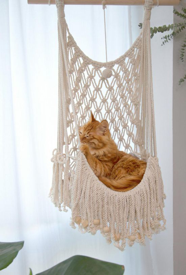 diy-macrame-cat-hammock-for-indoor