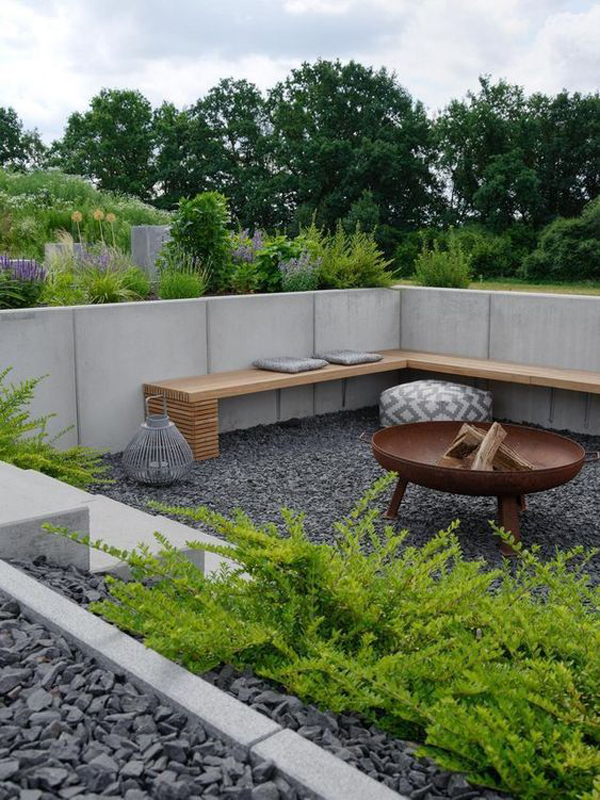concrete-sunken-outdoor-lounge-with-firepit