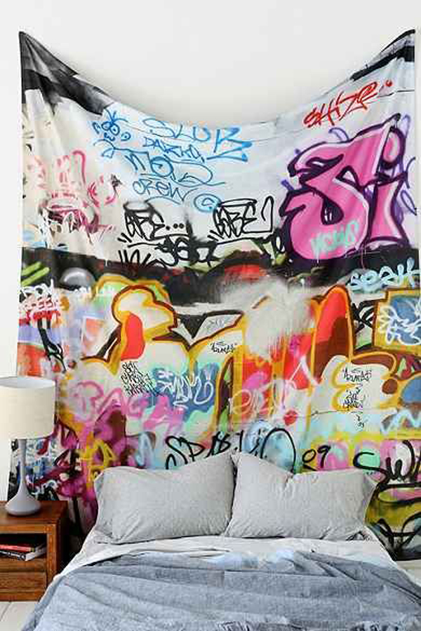 graffiti-tapestry-wall-ideas-for-bedroom