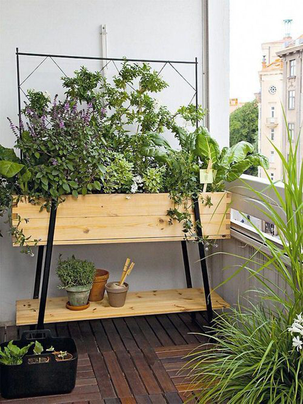 diy-rased-bed-ideas-for-small-balcony-gardeners