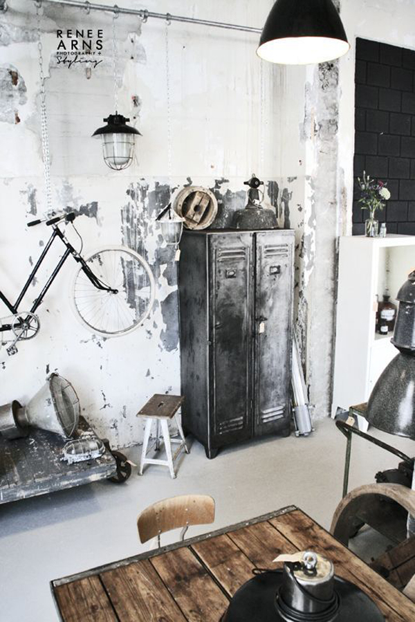 minimalist-men-garage-design