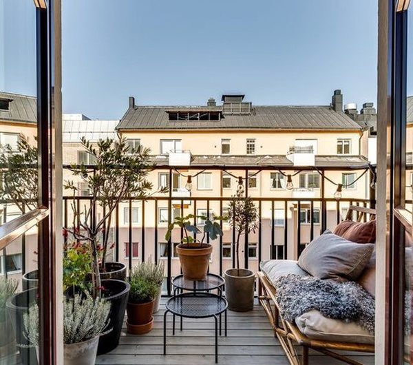 20 French Balcony Ideas That Most Romantic Vibe