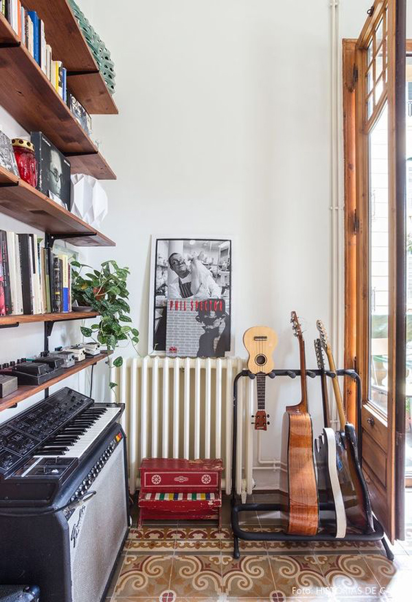 modern-entryway-with-music-and-guitar-stand