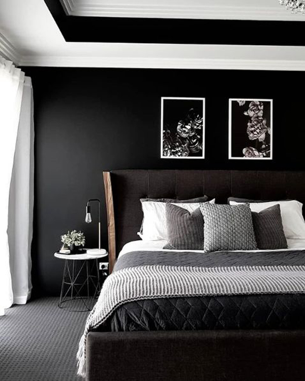 bold-bedroom-design-with-black-walls