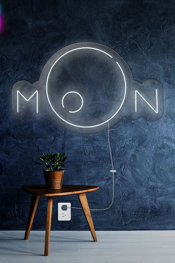 moon-neon-sign-for-men-bedroom