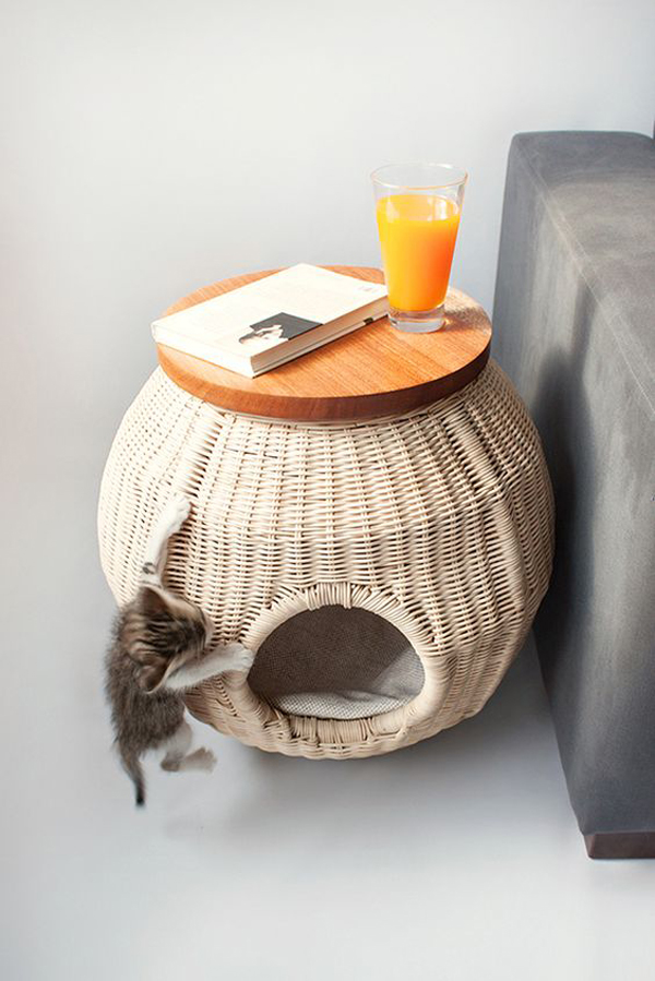 rattan-pet-house-and-side-table