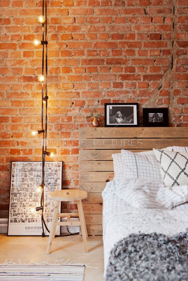 warm-industrial-style-bedroom-with-brick-wall