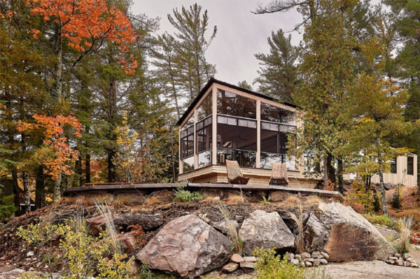 algonquin-highland-cottage-with-patio-deck