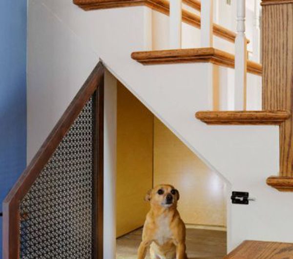23 Stylish And Saving-Space Dog House In Under The Stairs