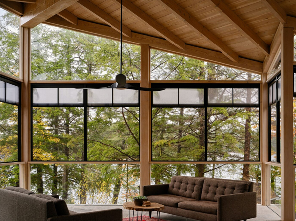 indoor-outdoor-cottage-living-room-design