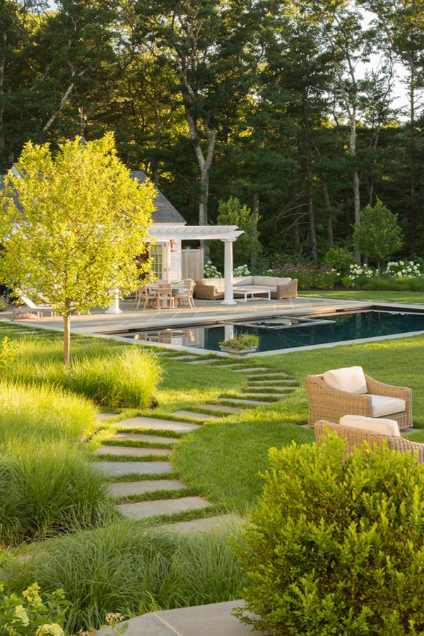 beautiful-stepping-stones-with-garden-pool