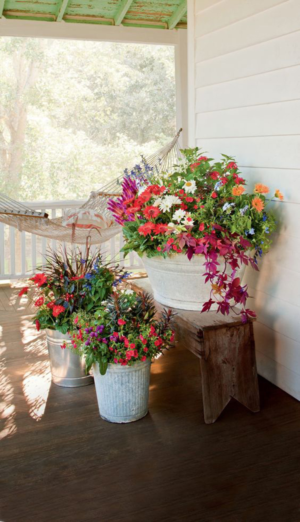 colorful-spring-container-garden-for-front-door