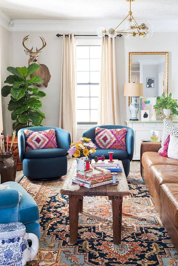 small-eclectic-living-room-decor