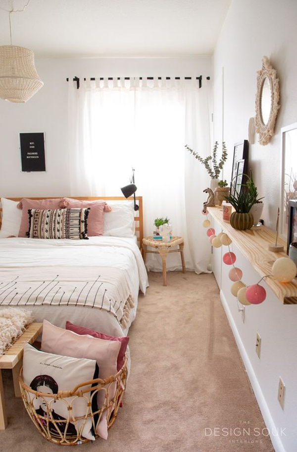 bright-teen-girl-bedroom-decoration