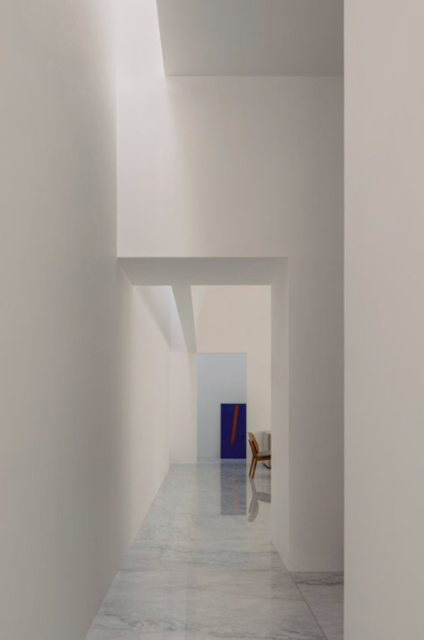 long-hallway-design