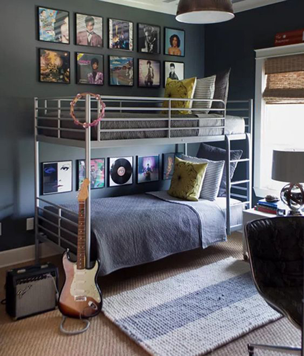 teen-boys-bunk-bed-with-music-theme