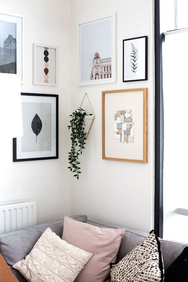 corner-gallery-wall-with-airy-plants