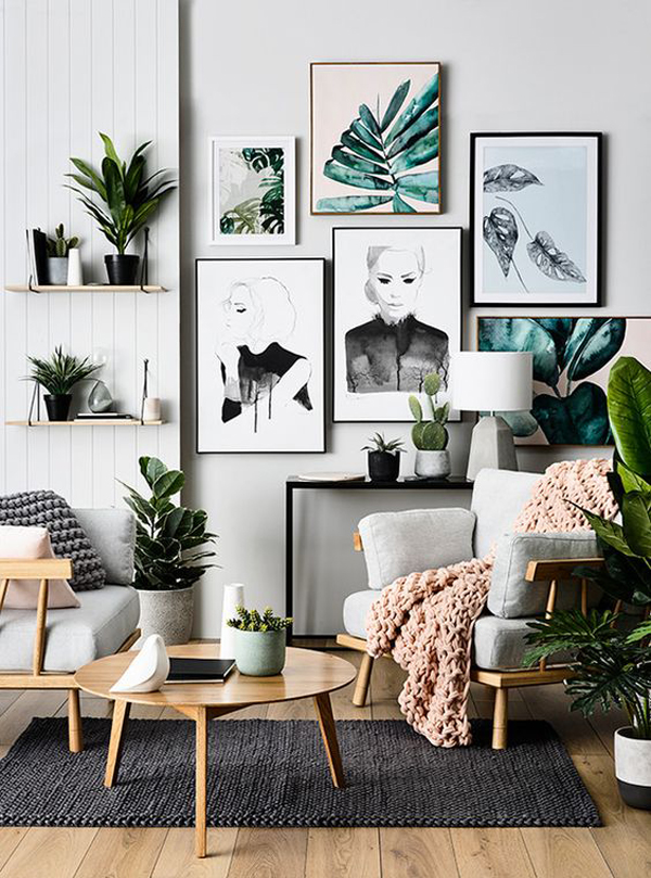 minimalist-living-room-with-gallery-wall-and-indoor-plants