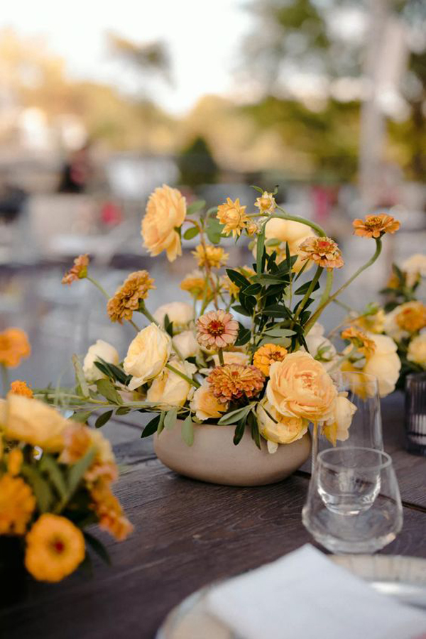 summer-flower-wedding-centerpieces