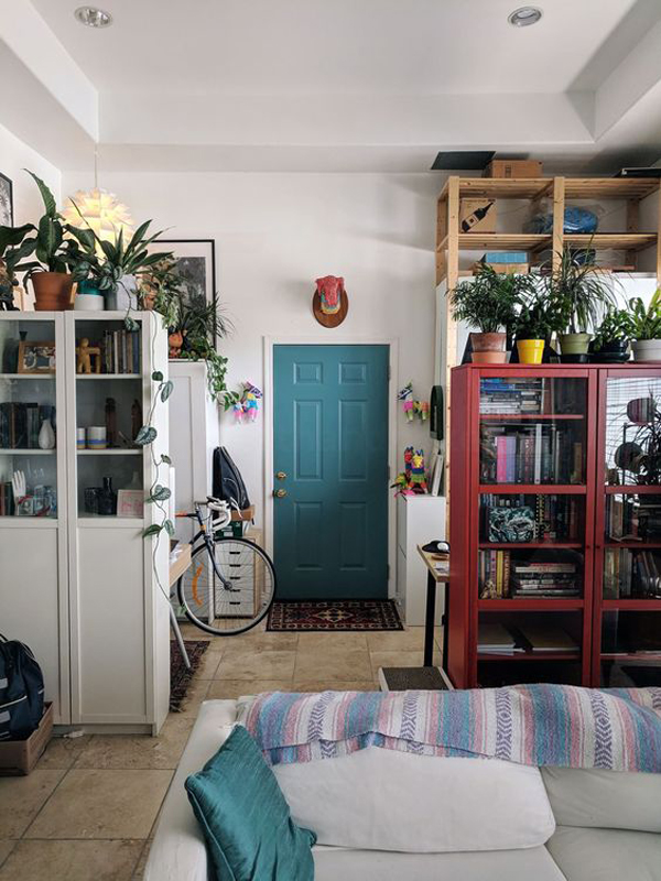 cabinet-divider-for-small-studio-apartment