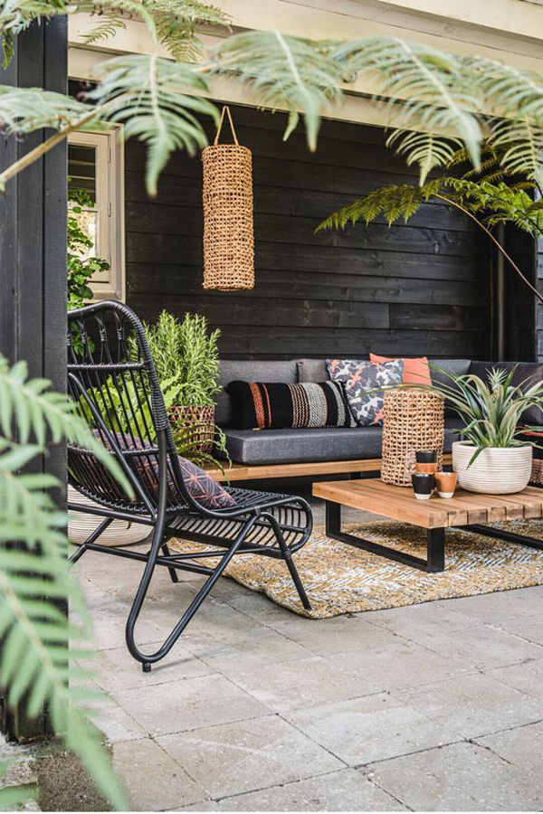cool-outdoor-living-room-with-black-accents
