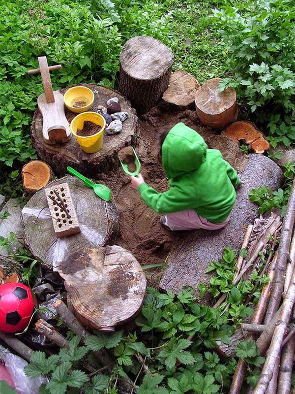 diy-natural-kids-playground-with-sand-boxes