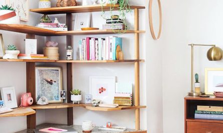 simple-floor-home-office-design-in-the-corner