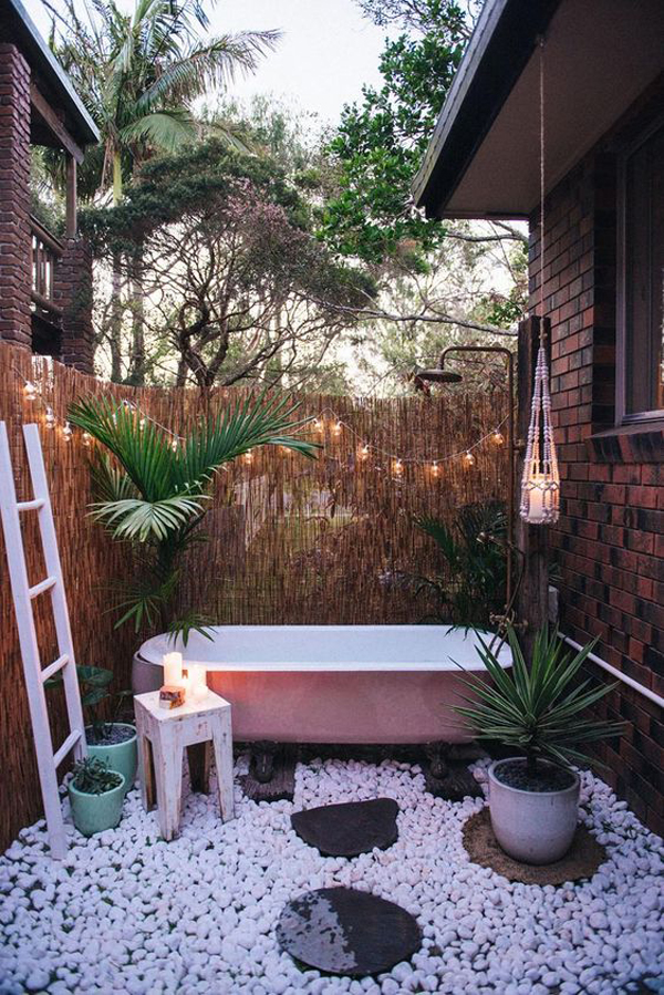 pink-outdoor-bathroom-with-string-lights