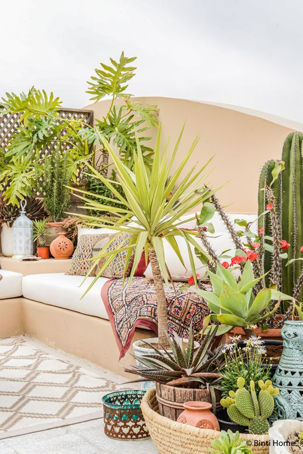 tropical-boho-style-garden-with-patio
