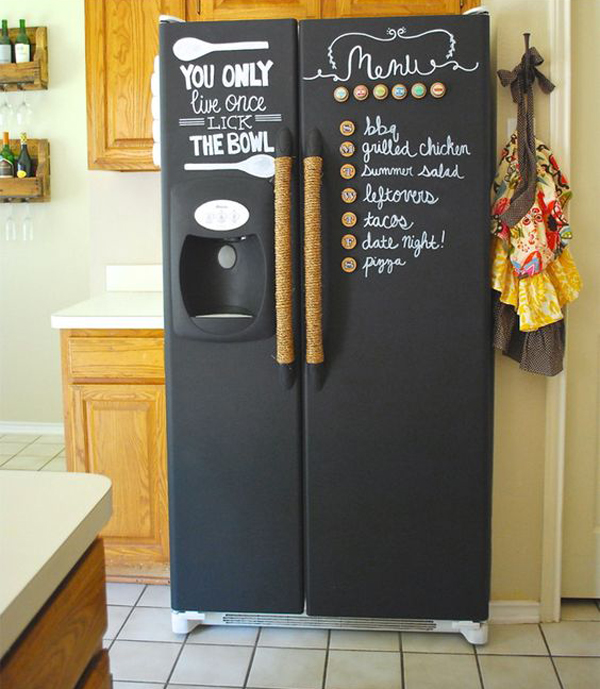 diy-fridge-chalkboard-and-food-organized