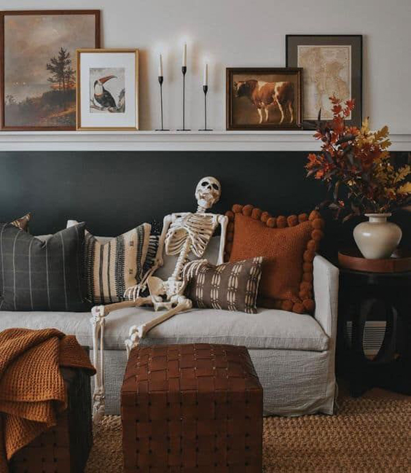 orange-and-black-halloween-decor-with-skull-for-halloween