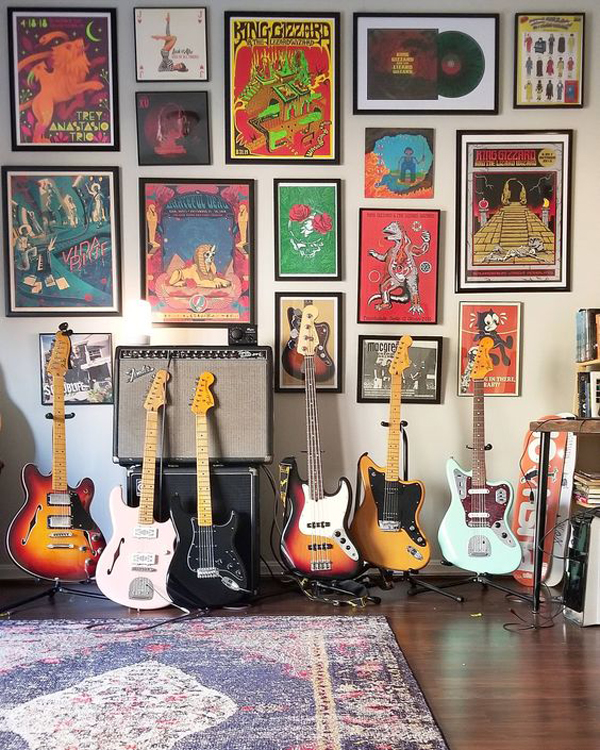 bedroom-music-combo-with-guitar-and-gallery-wall