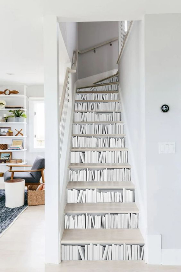 black-and-white-stairs-with-bookshelves