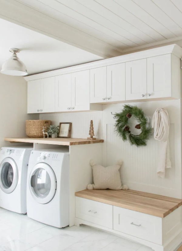 farmhouse-christmas-laundry-space-with-benches