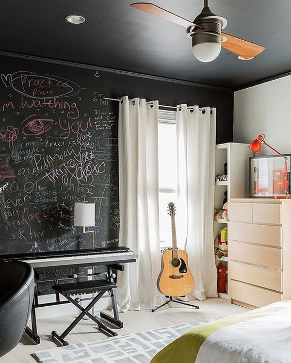 teenage-boys-music-bedroom-with-chalkboard-wall