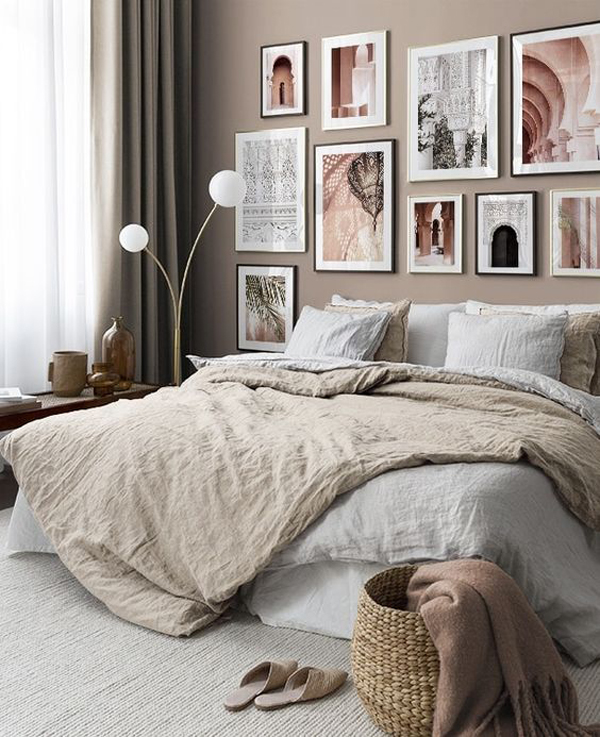 beautiful-bedroom-gallery-wall-art-ideas